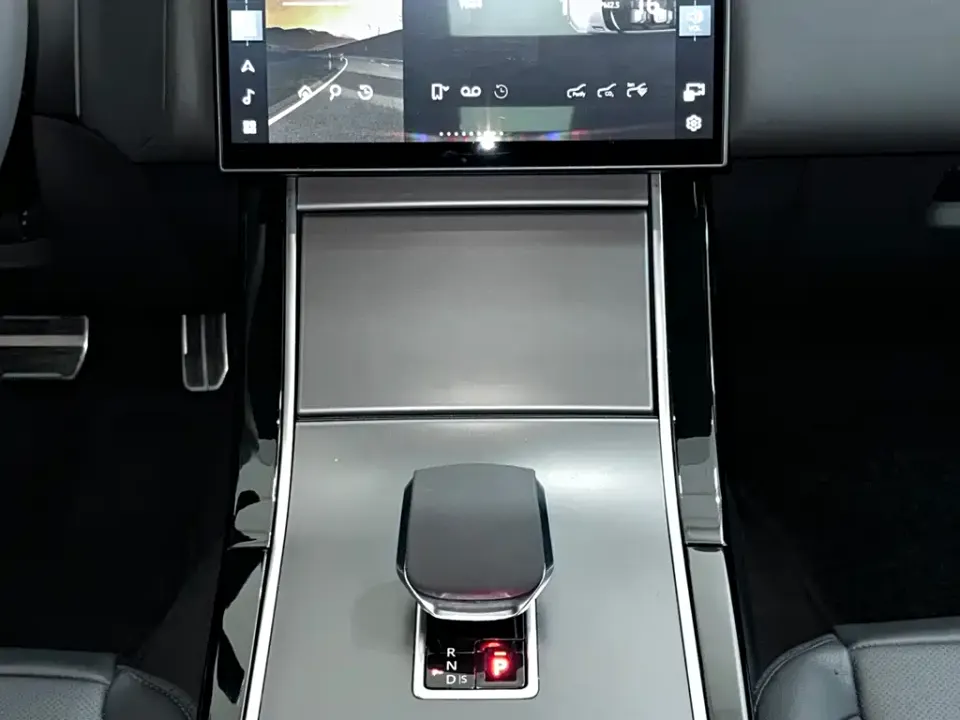Land Rover Velar