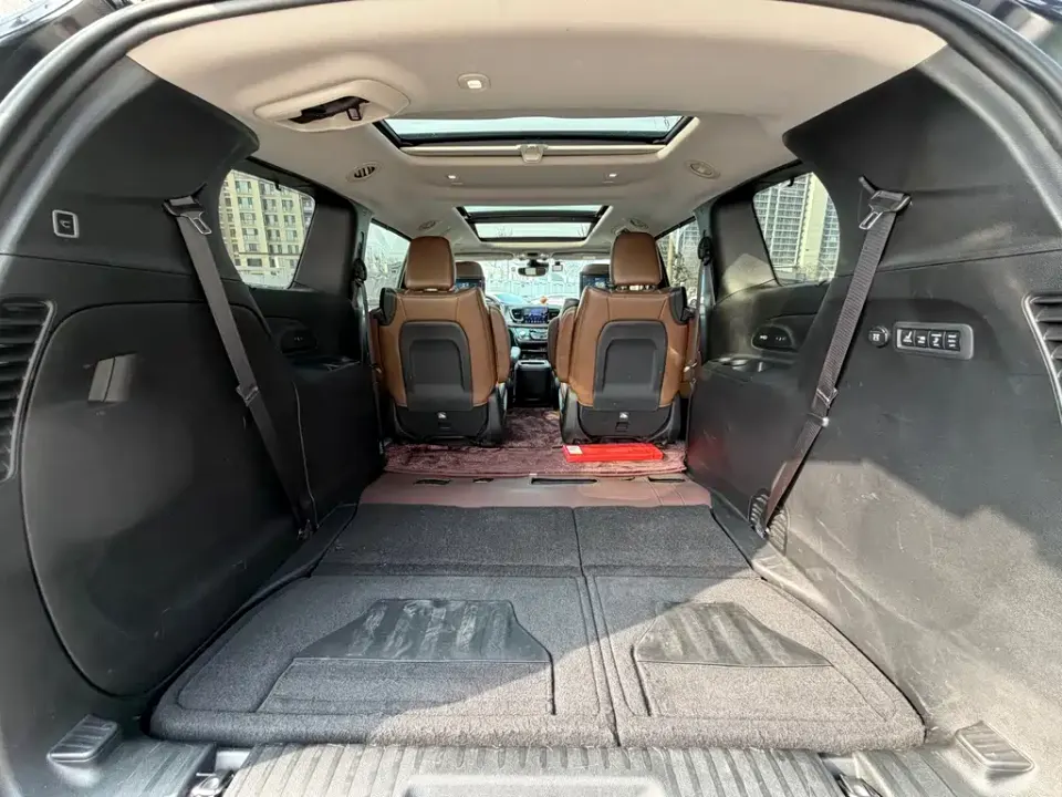 Chrysler Grand Voyager (Import)