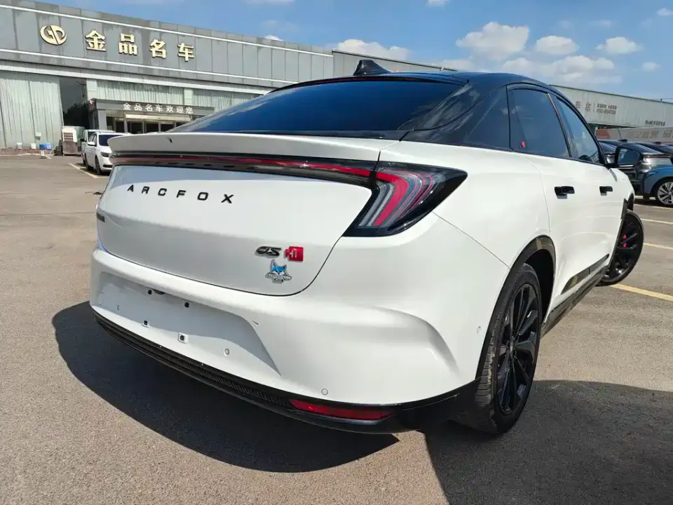 Arcfox Alpha S