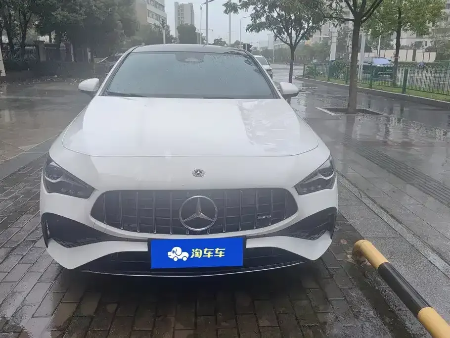 Mercedes-Benz CLA (Import)
