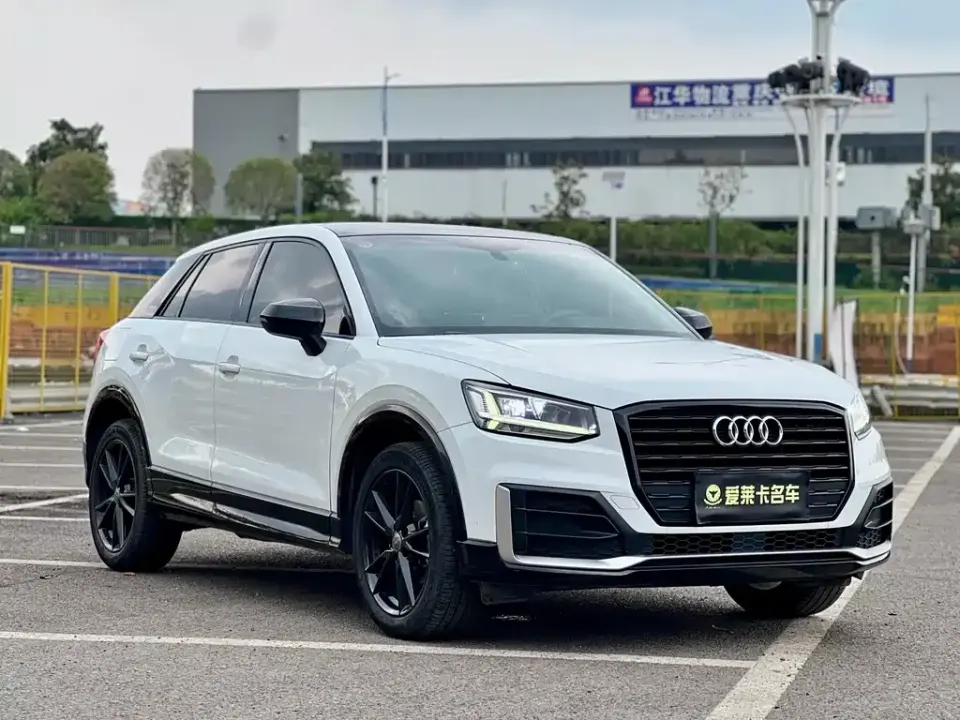 Audi Q2L