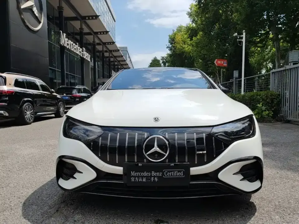 Mercedes-Benz EQE AMG