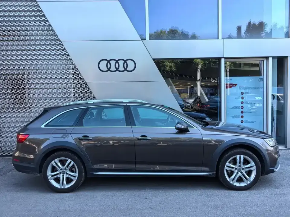 Audi A4 (Import)