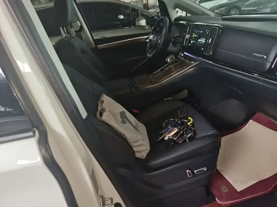 GAC Trumpchi M8