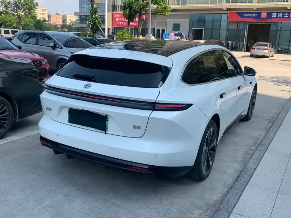 Nio ET5T
