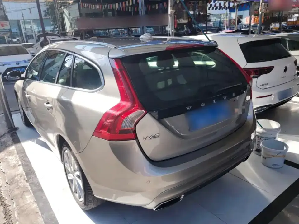 Volvo V60