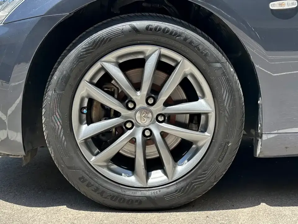 Infiniti G