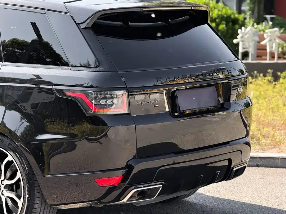 Land Rover Sport