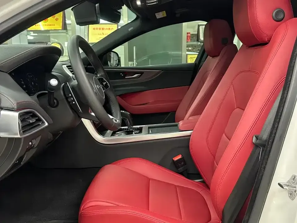 Jaguar XEL