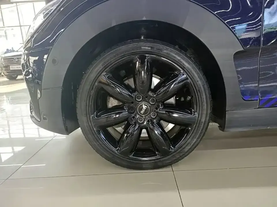 MINI Mini Clubman
