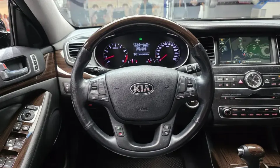 Kia K7