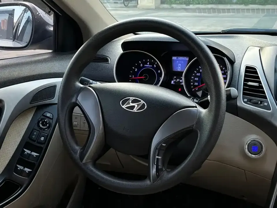 Hyundai Elantra Langdong