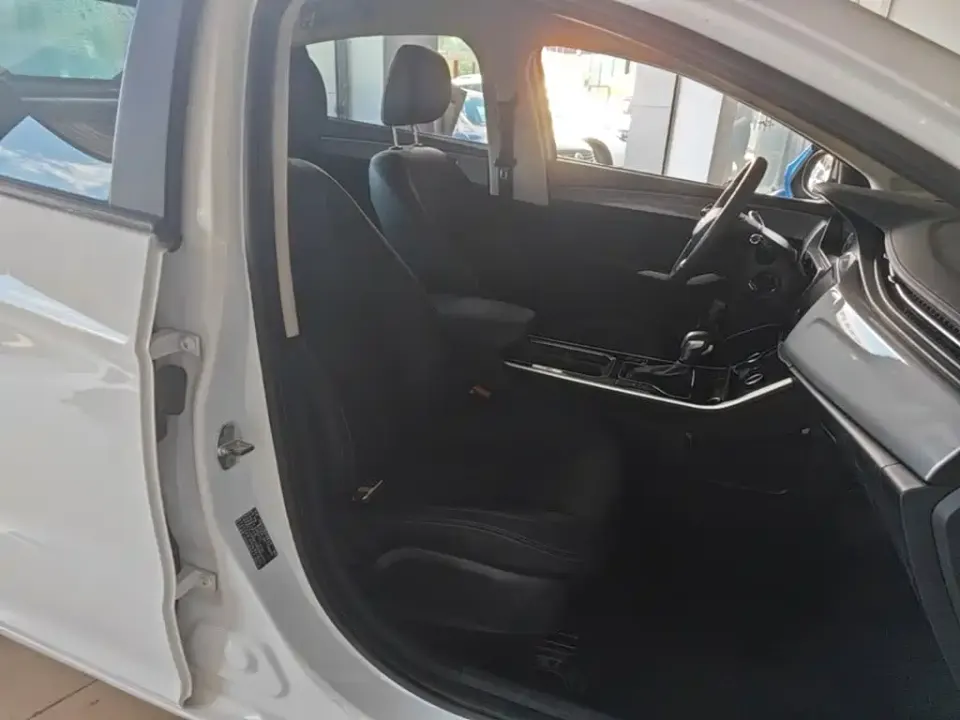Chery Arrizo 5