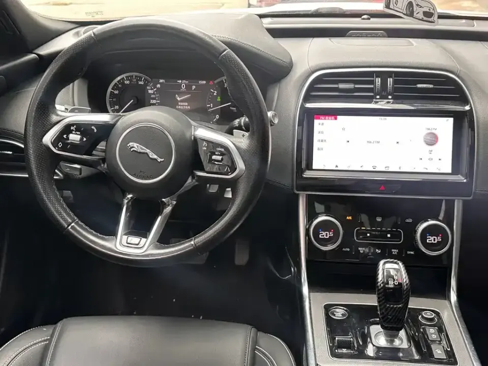 Jaguar XEL