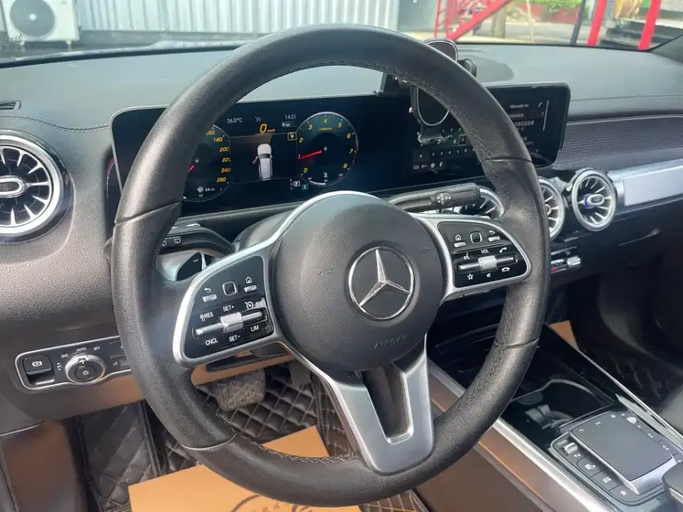Mercedes-Benz GLB