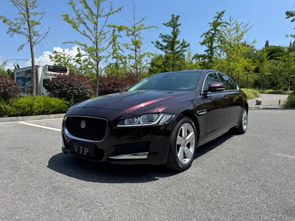 Jaguar XFL