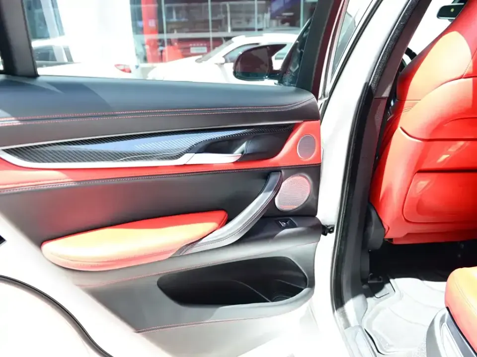BMW X6 M