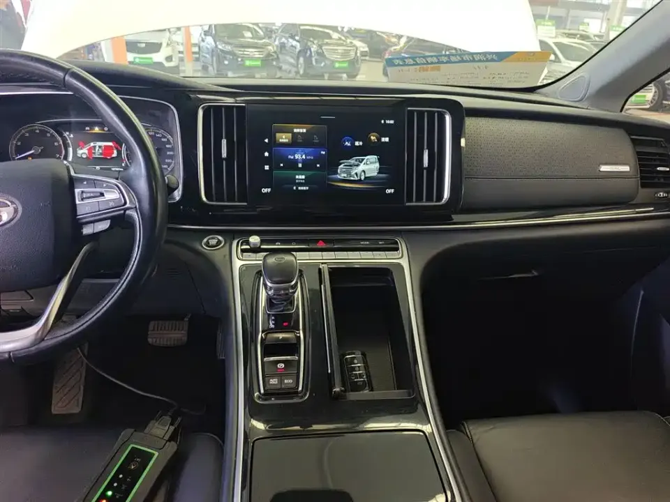 GAC Trumpchi M8