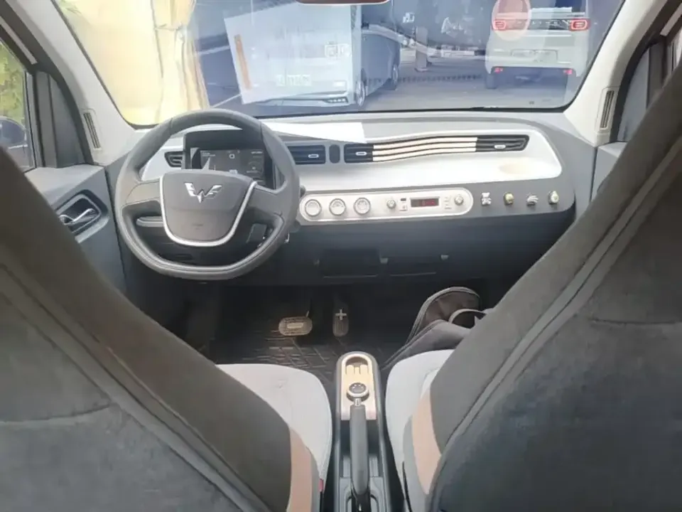 Wuling MINIEV