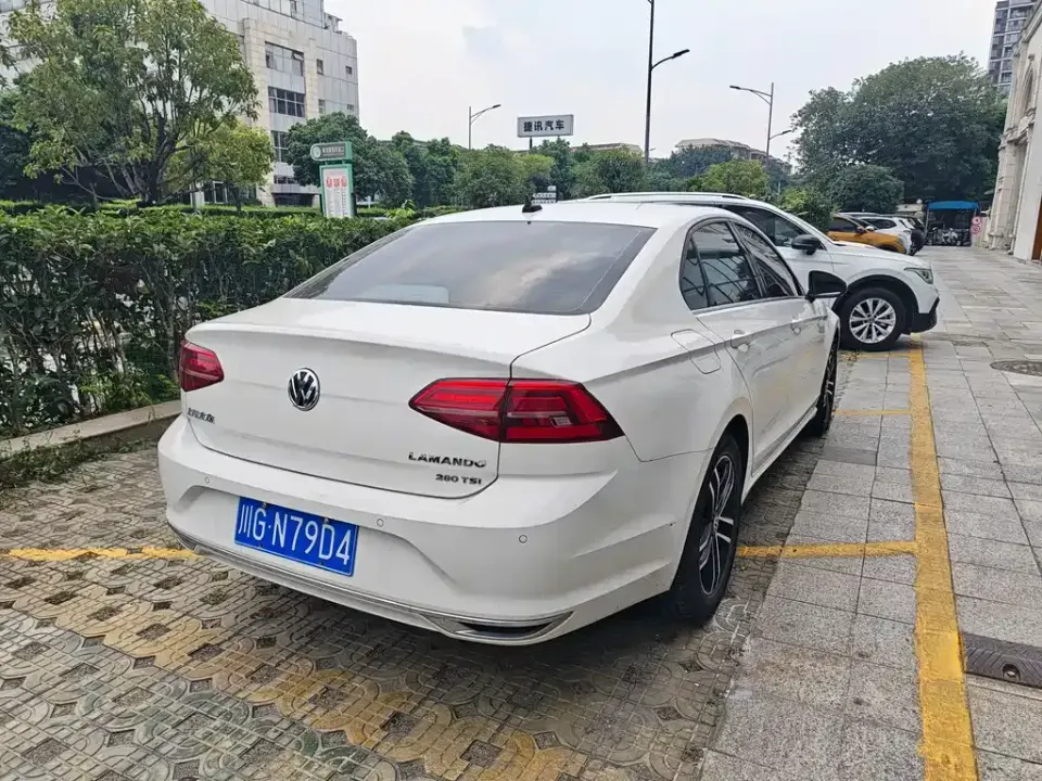 Volkswagen Lamando