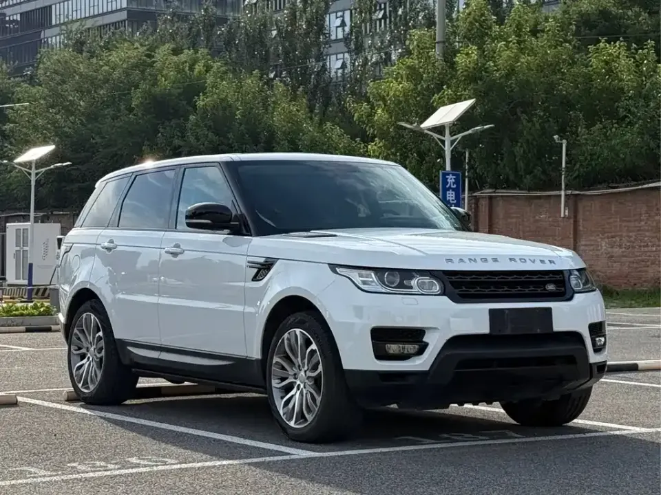 Land Rover Sport