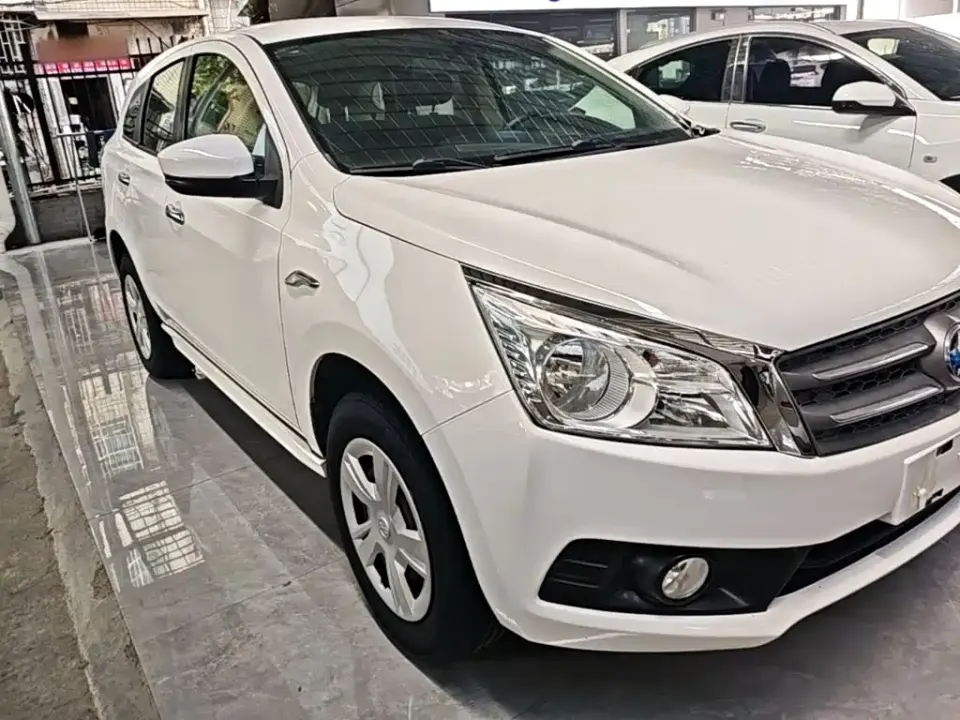 Venucia T70