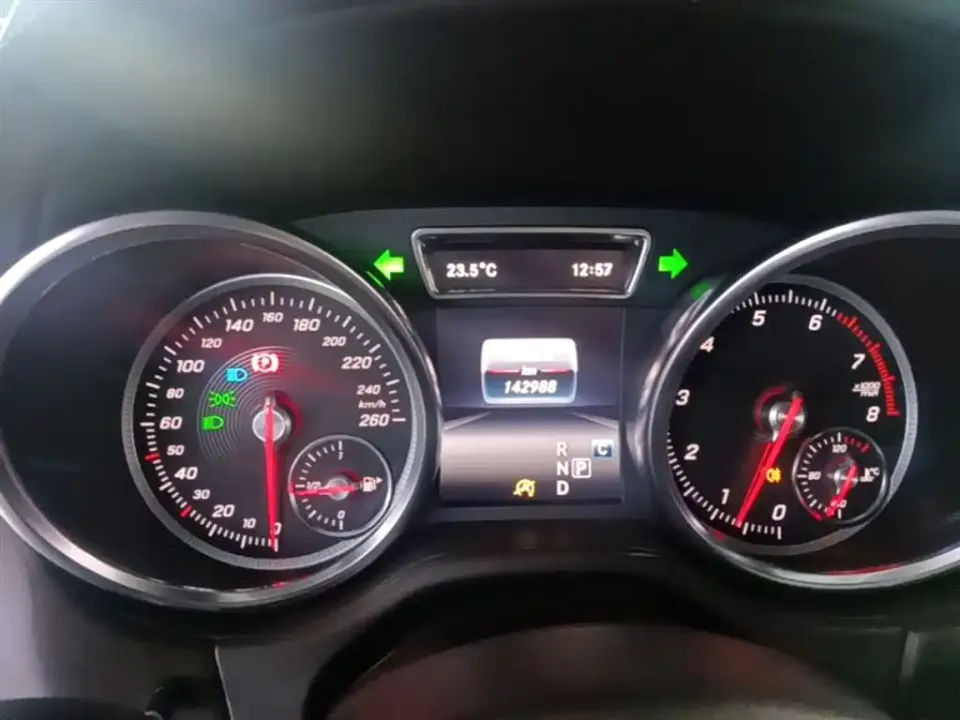 Mercedes-Benz GLE (Import)