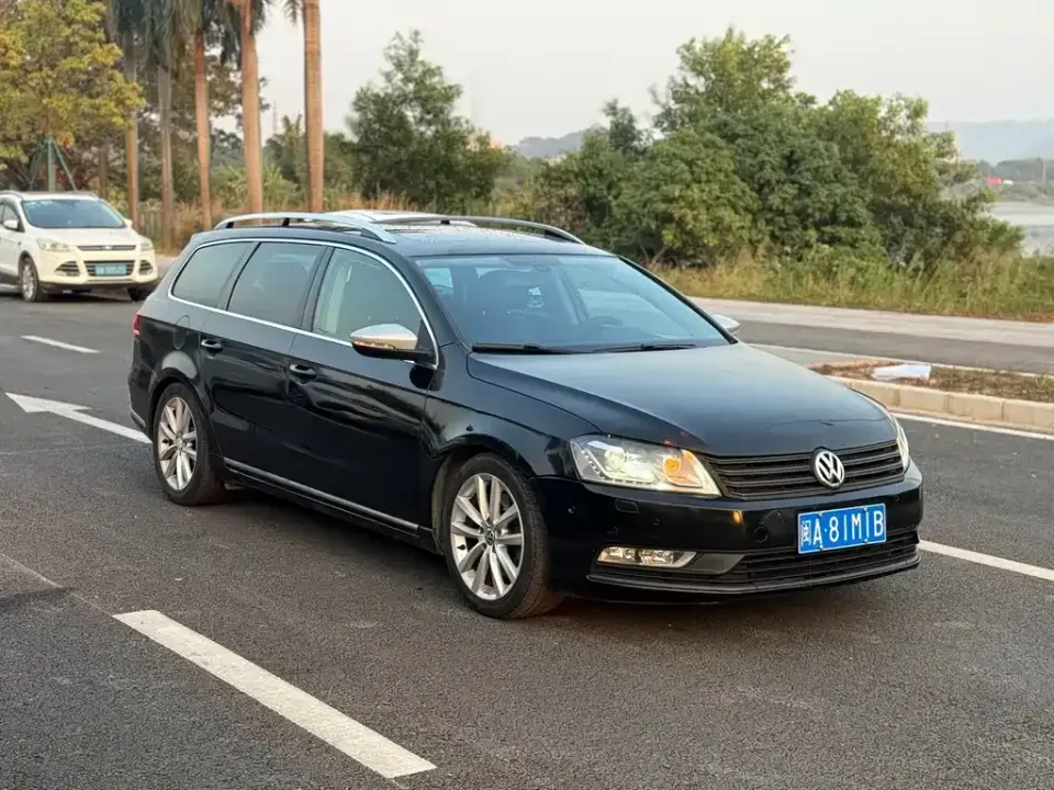 Volkswagen Magotan (Import)