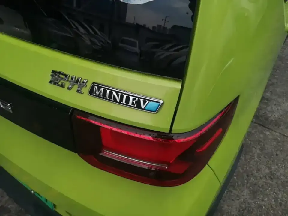 Wuling MINIEV