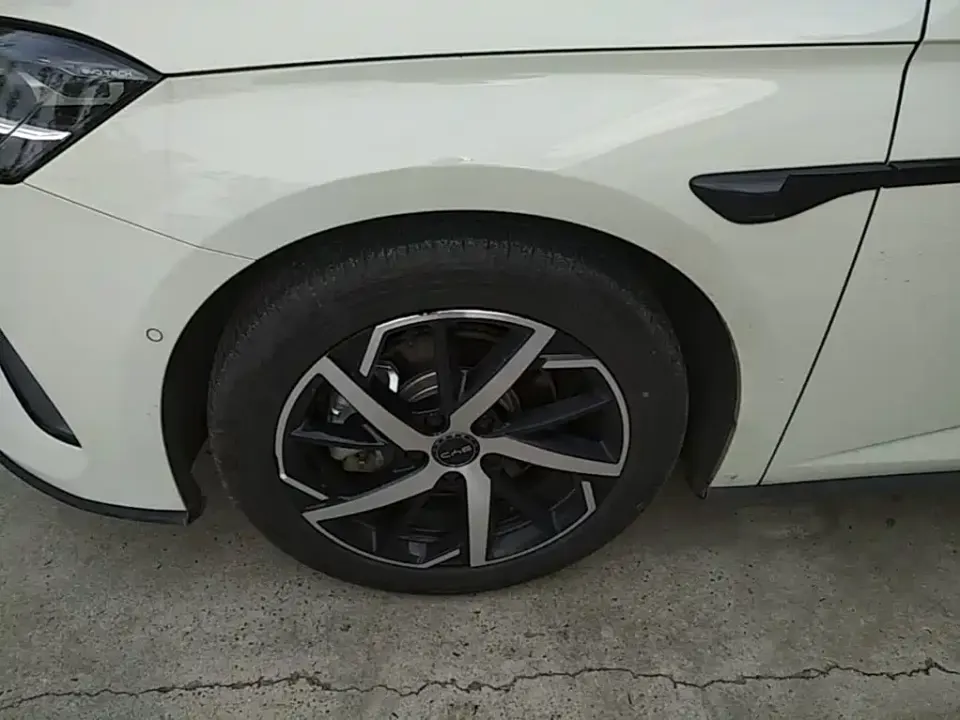 BYD Seal 07 DM-i