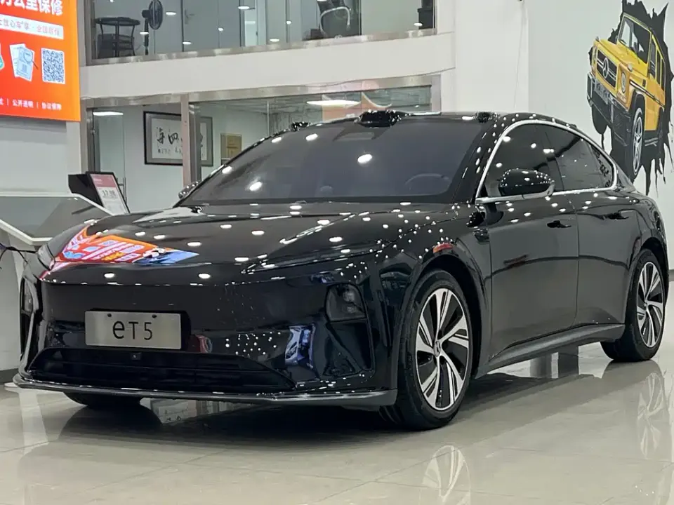 Nio ET5