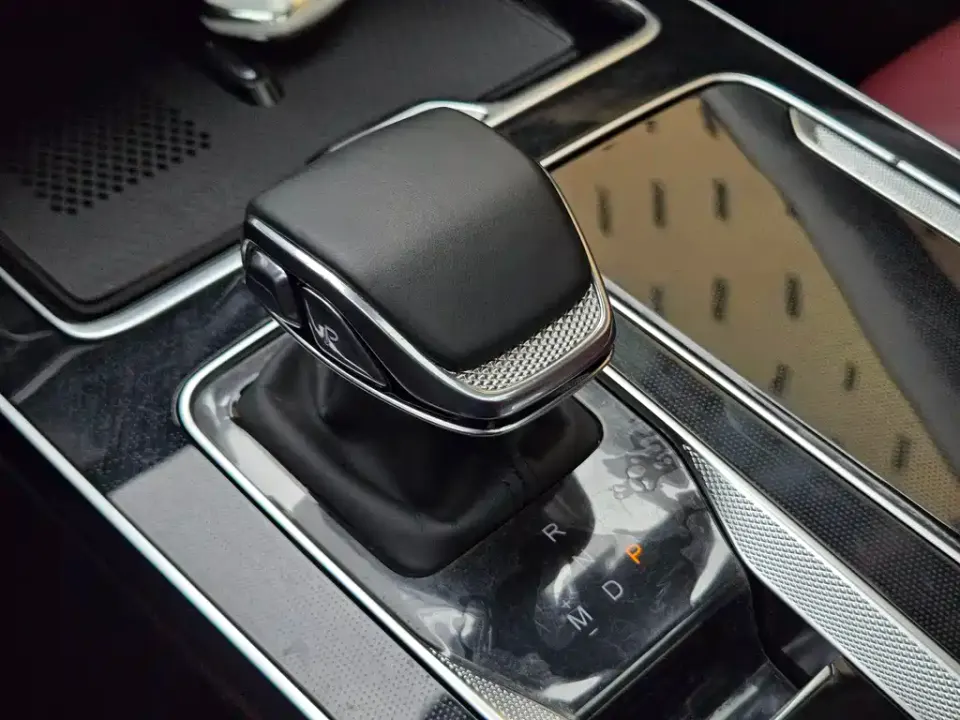 Hongqi Hongqi HS5