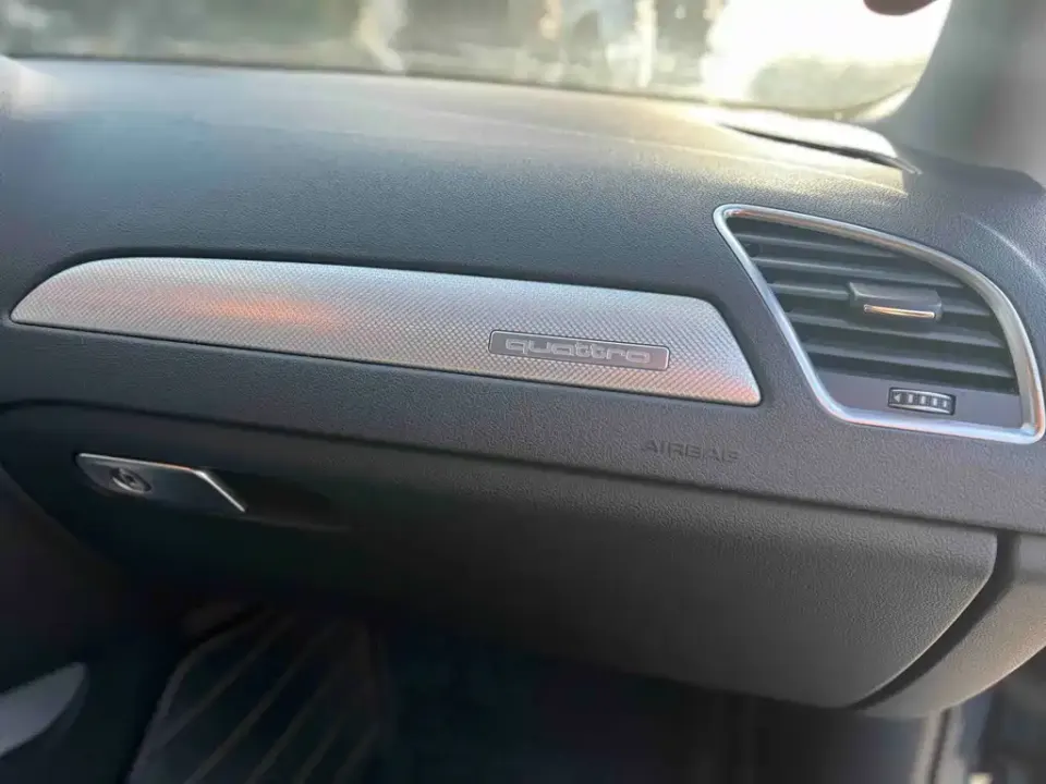 Audi A4 (Import)