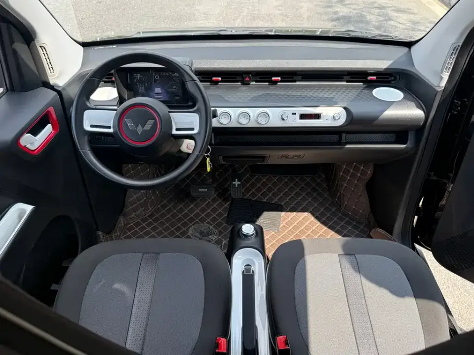 Wuling MINIEV