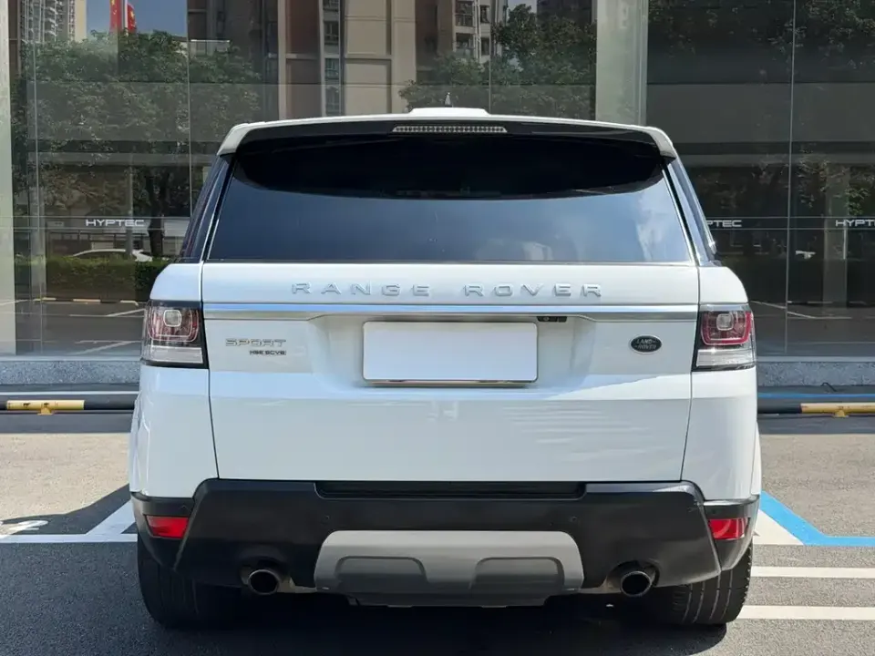 Land Rover Sport