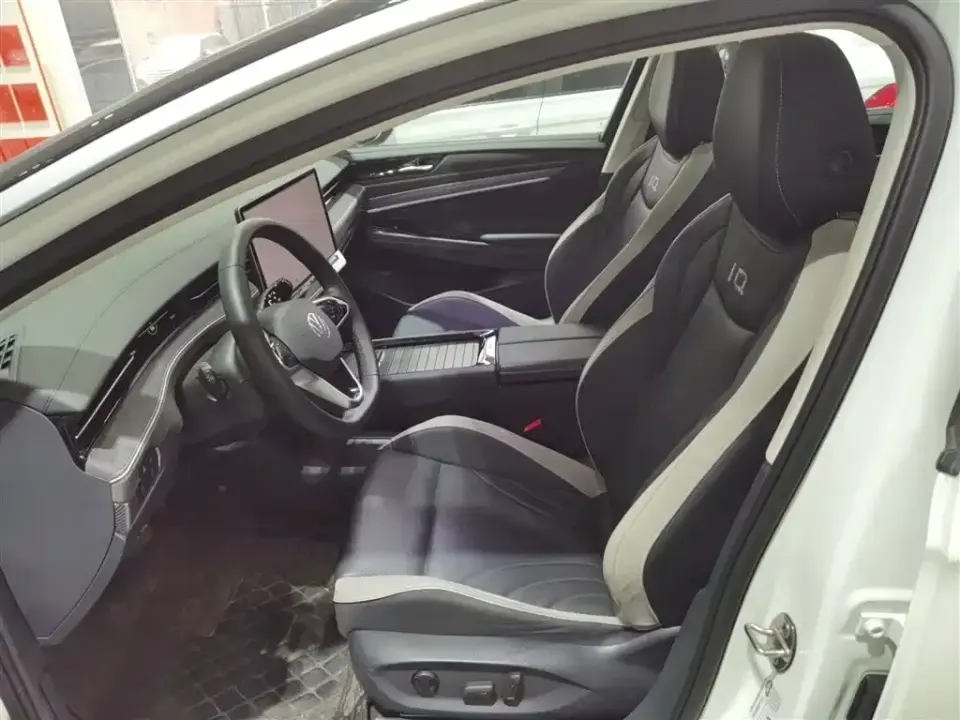 Volkswagen ID.7 VIZZION