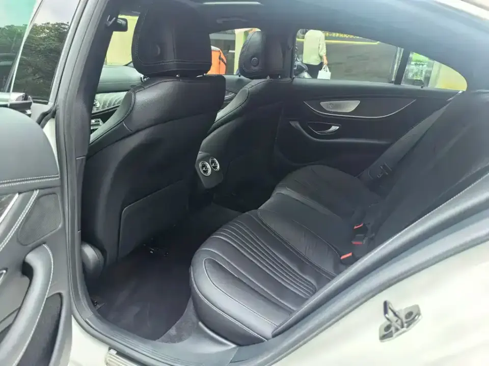 Mercedes-Benz CLS