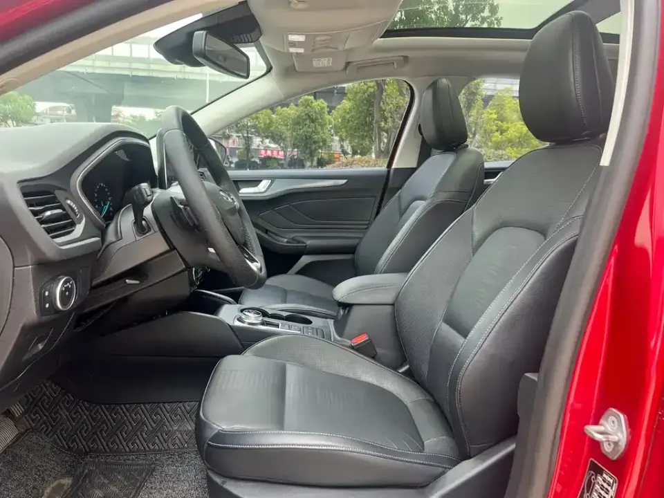 Ford Focus Active