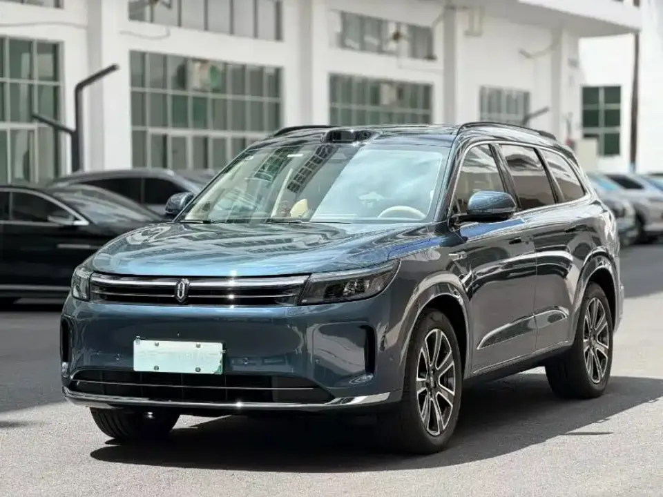 AITO M7