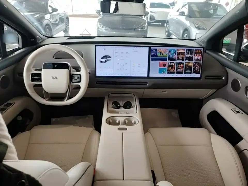 Li Li i6