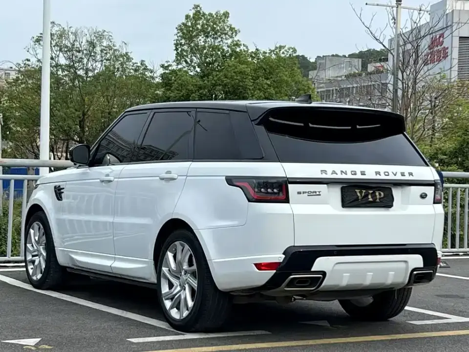 Land Rover Sport