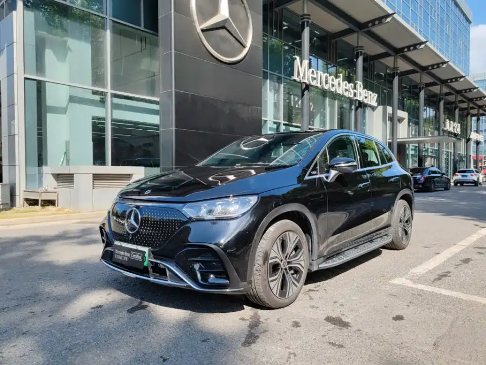 Mercedes-Benz EQE SUV