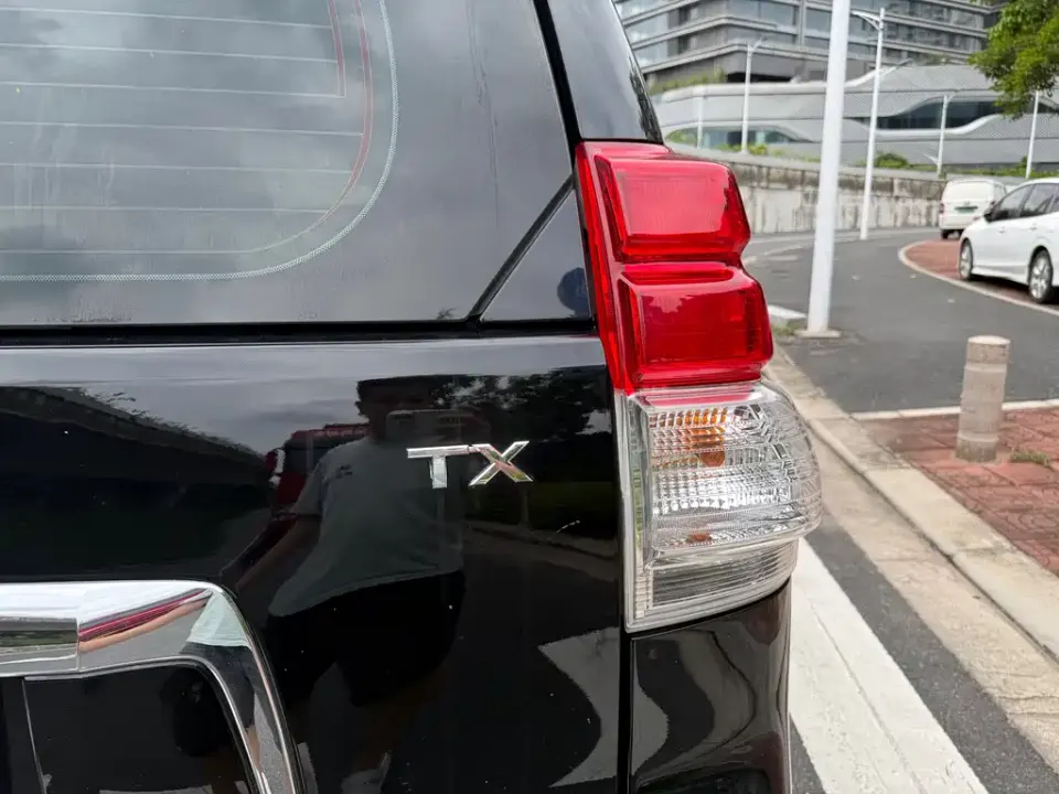 Toyota Prado