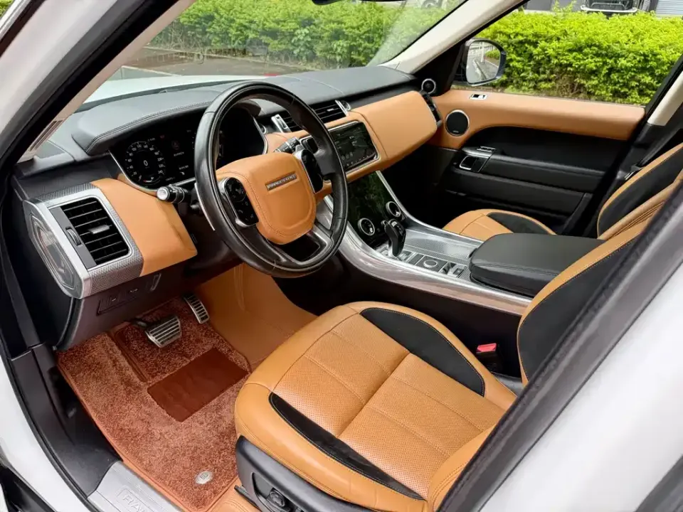 Land Rover Sport