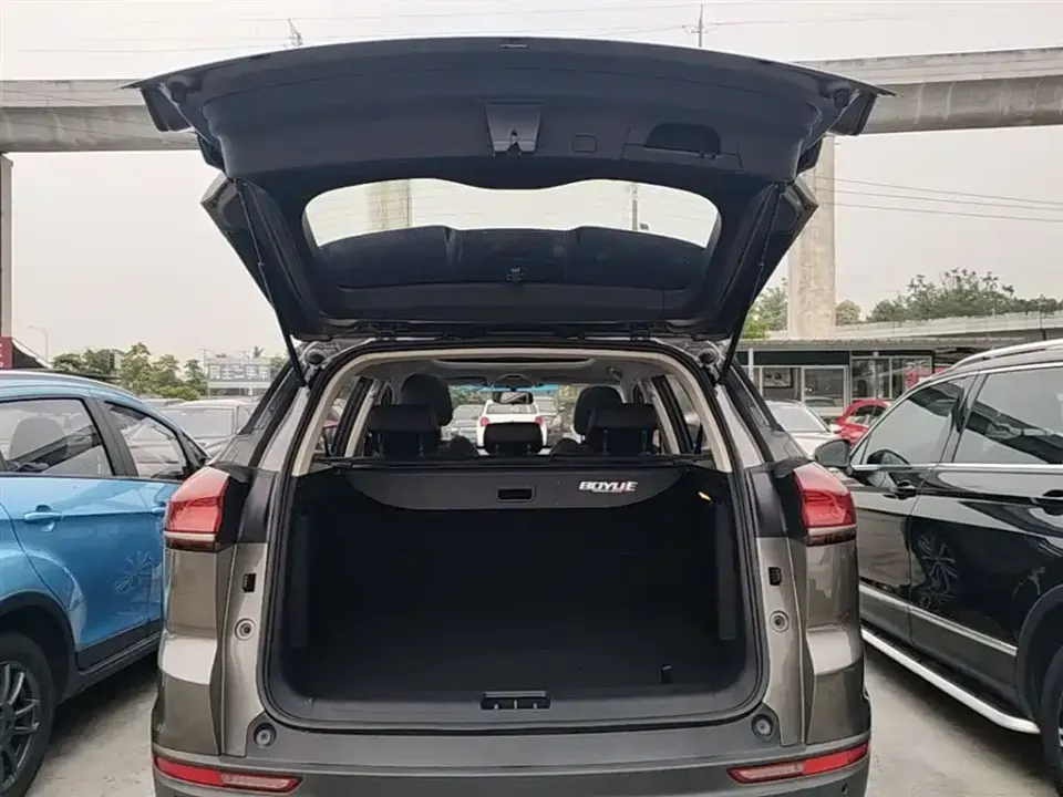 Geely Boyue