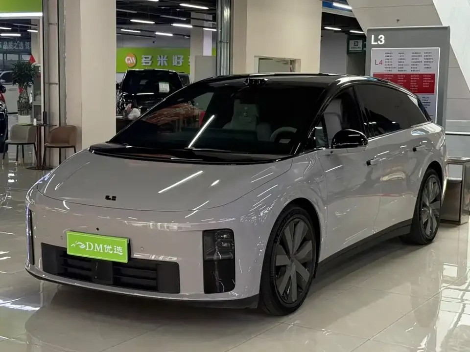 Li Li i6