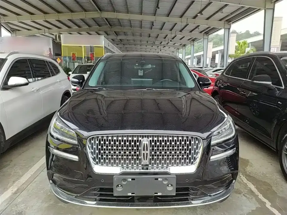 Lincoln Corsair
