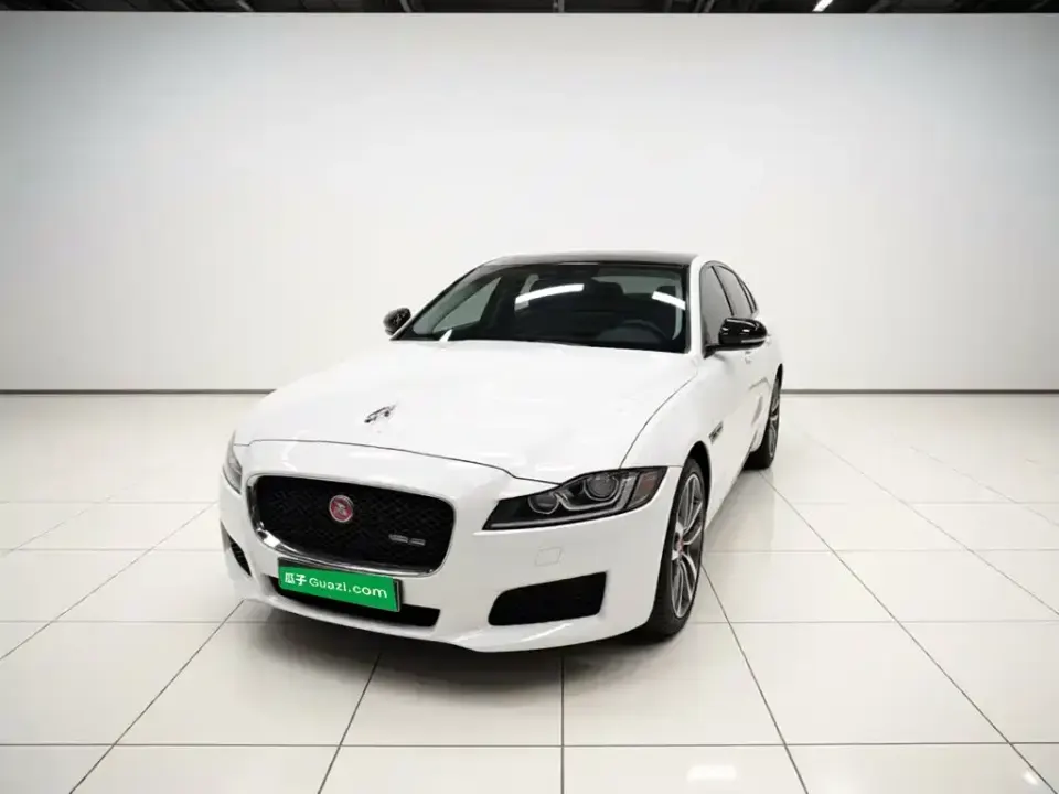 Jaguar XFL