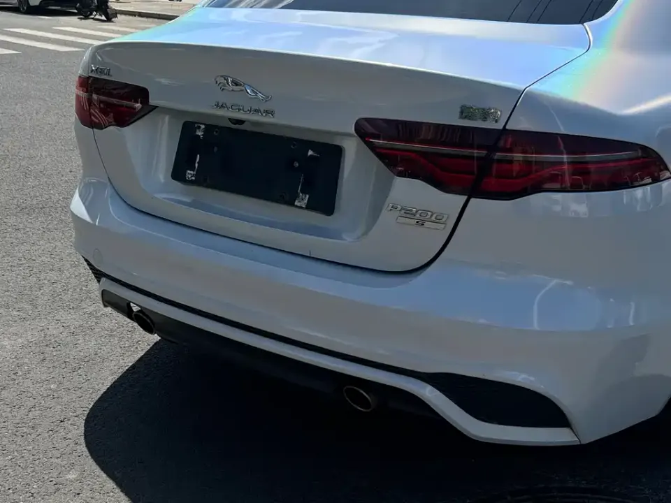 Jaguar XEL