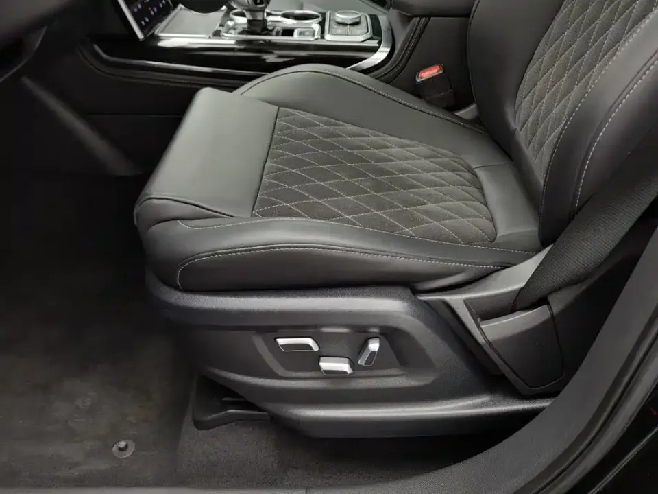Hongqi Hongqi HS7